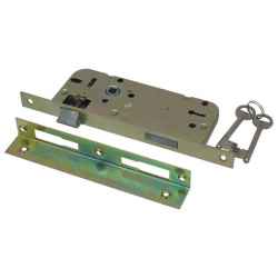 45 x 90 x 7mm, 2 kulcsos beltéri bevésőzár, szögletes előlappal, FLAME