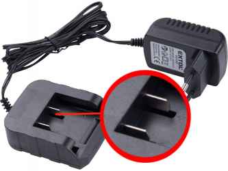 Akkutöltő ÚJABB TÍPUSÚ 402420 Li-ion akkuhoz, 3 SARU, 16,6V, töltési idő: 5,5 óra