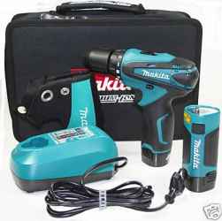 MAKITA Akkus csavarbehajtó 10,8V 1,3Ah Li-Ion 2db akkuval,lámpával