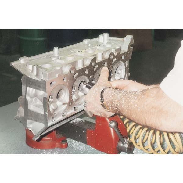 Turbómaró gömbvégű forgácstörő fogazással 6 x 12mm