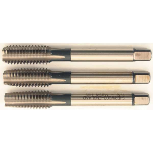 Egyenes hornyú kézi menetfúró készlet BSW HSS ISO529, 7/16col x 14,0mm, 3 db-os Egyenes hornyú kézi menetfúró készlet BSW HSS ISO529, 7/16col x 14,0mm, 3 db-os